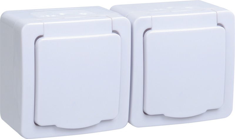 IEK Гермес PLUS Белый Розетка 2-ая с\з и крышкой наружная IP54